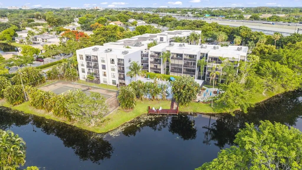 1021 Mockingbird Lane Plantation FL 33324