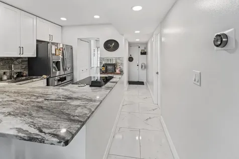 1021 Mockingbird Lane Plantation FL 33324