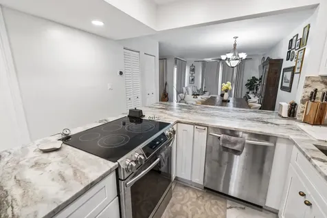 1021 Mockingbird Lane Plantation FL 33324
