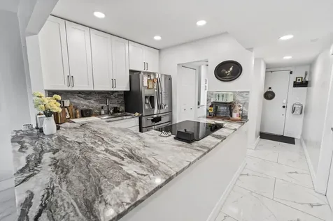 1021 Mockingbird Lane Plantation FL 33324