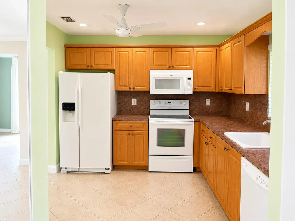 6401 Lasalle Drive Delray Beach FL 33484