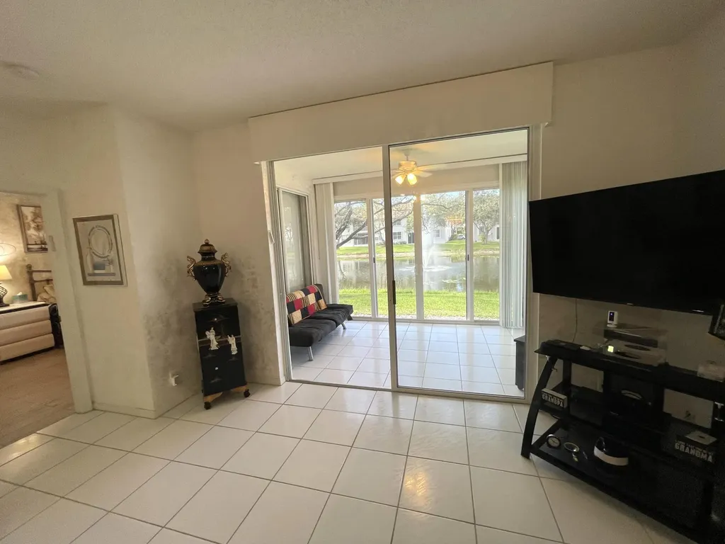 7941 Laina Lane Boynton Beach FL 33437
