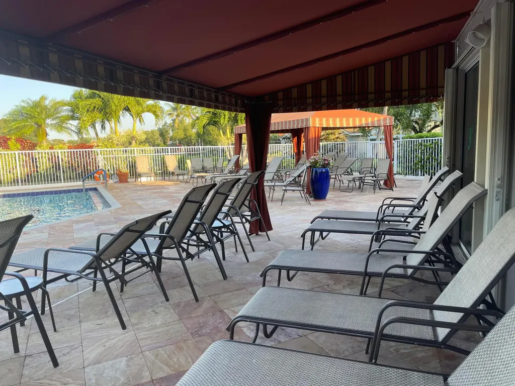 7941 Laina Lane Boynton Beach FL 33437