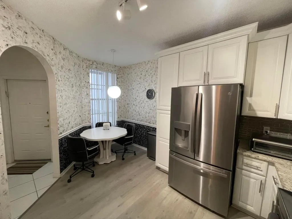 7941 Laina Lane Boynton Beach FL 33437