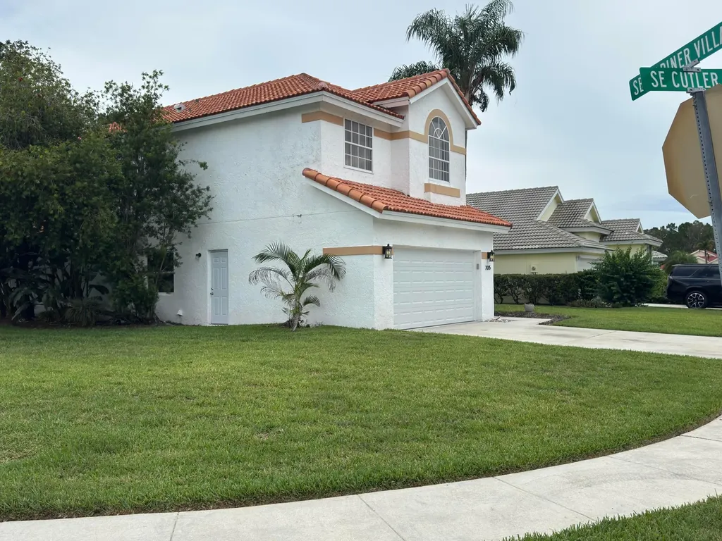 7015 SE Cutler Trail SE Stuart FL 34997