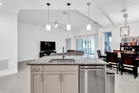 2511 Bella Vista Circle Vero Beach FL 32966
