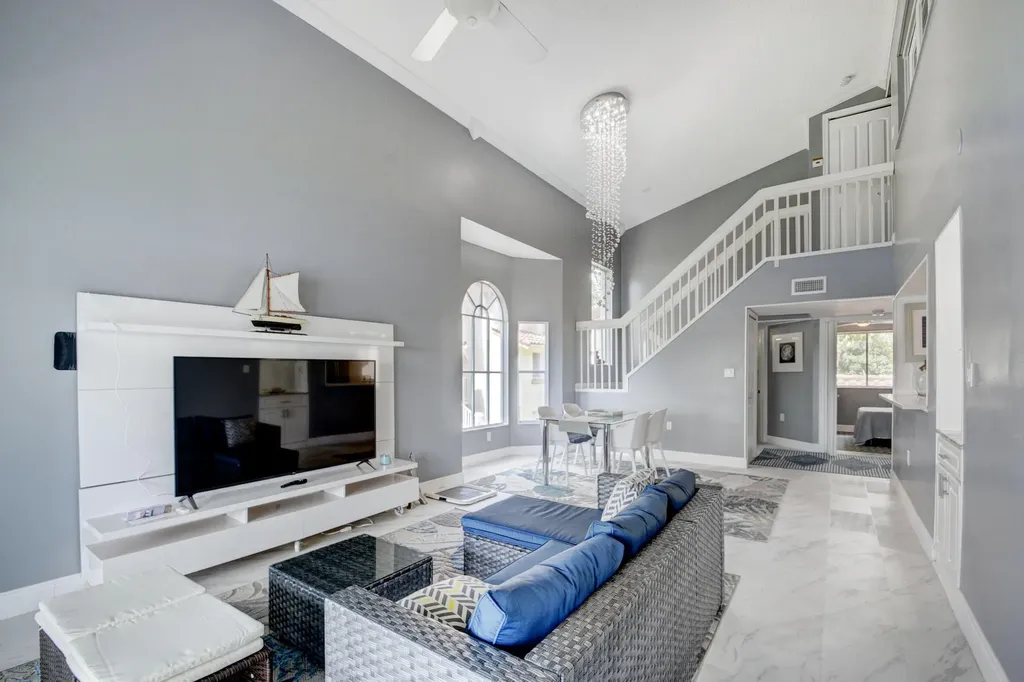 9204 Glenmoor Drive West Palm Beach FL 33409