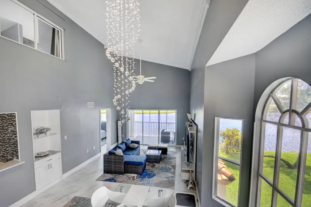 9204 Glenmoor Drive West Palm Beach FL 33409