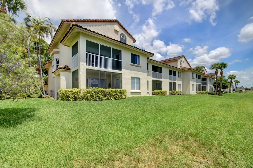 9204 Glenmoor Drive West Palm Beach FL 33409