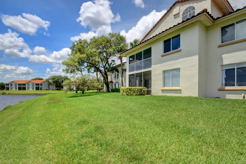 9204 Glenmoor Drive West Palm Beach FL 33409
