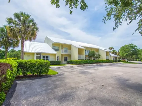 4210 Gator Trace Avenue Fort Pierce FL 34982