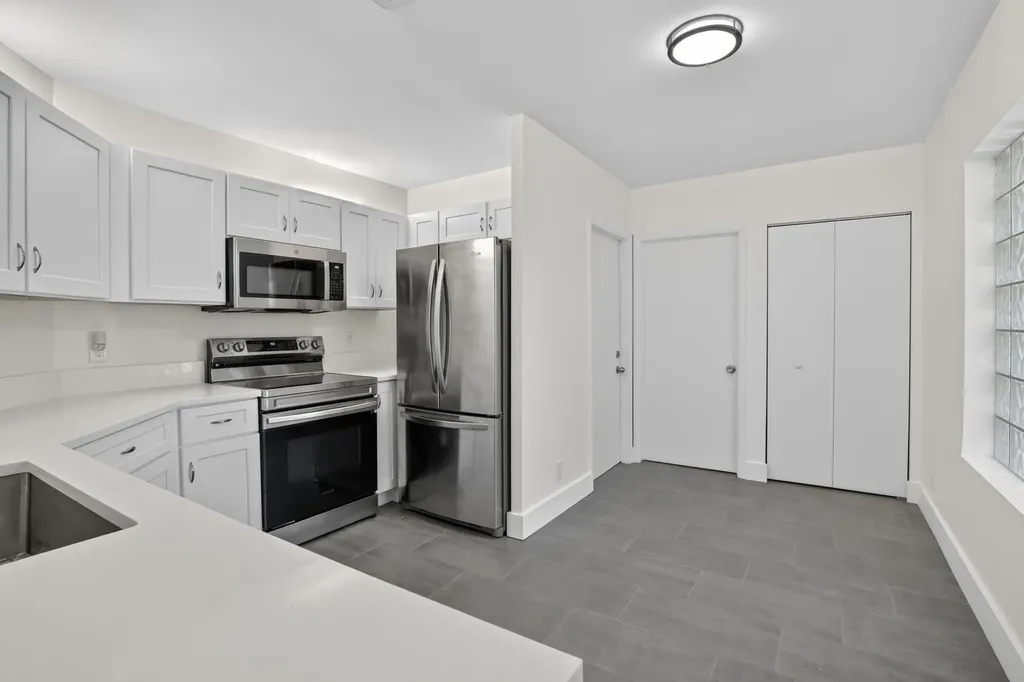 1671 NW 107th Lane Plantation FL 33322