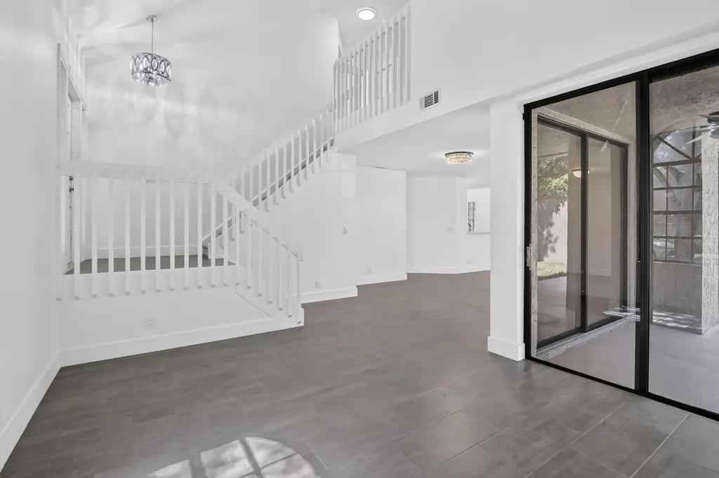 1671 NW 107th Lane Plantation FL 33322