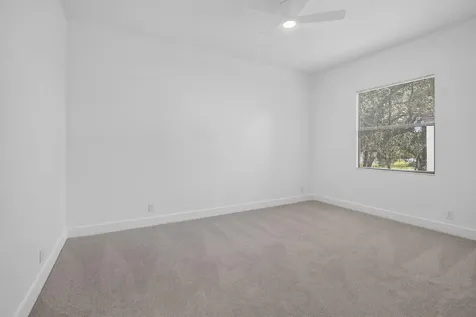 1671 NW 107th Lane Plantation FL 33322