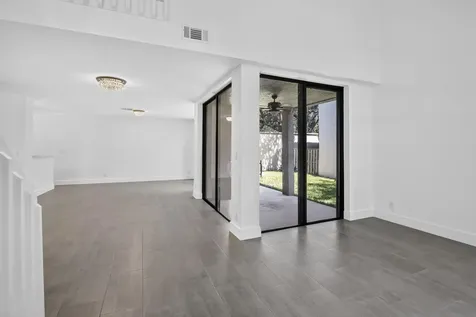 1671 NW 107th Lane Plantation FL 33322