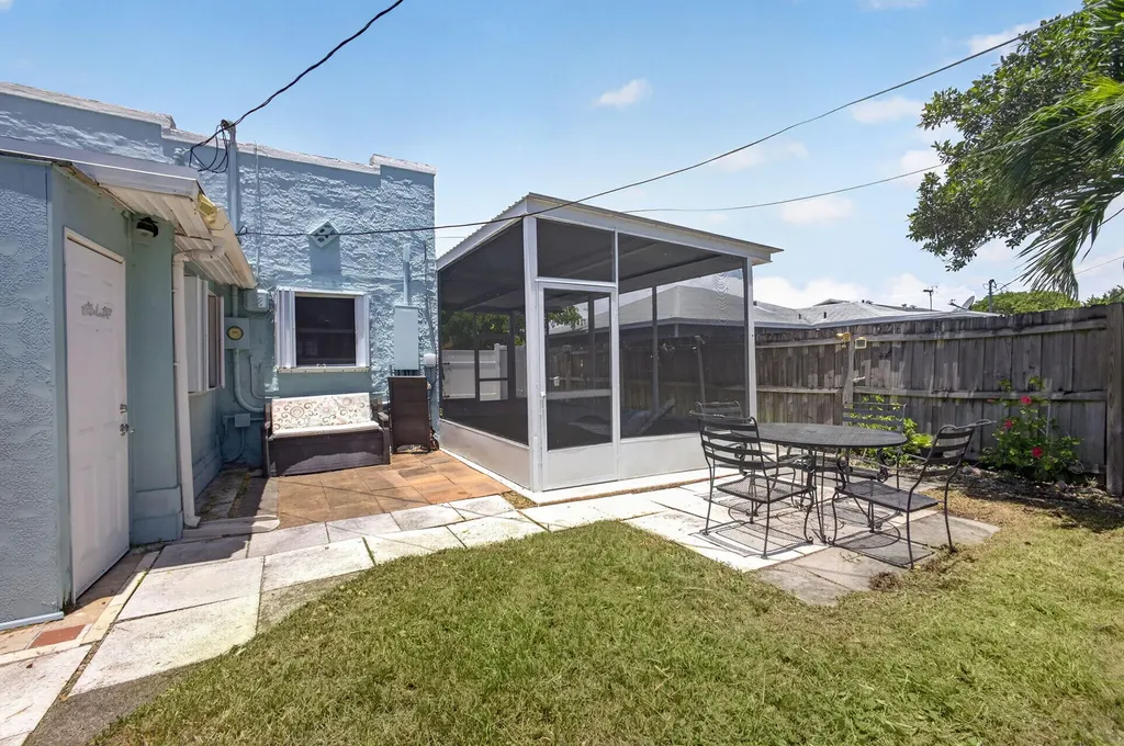 1314 N J Street Lake Worth Beach FL 33460