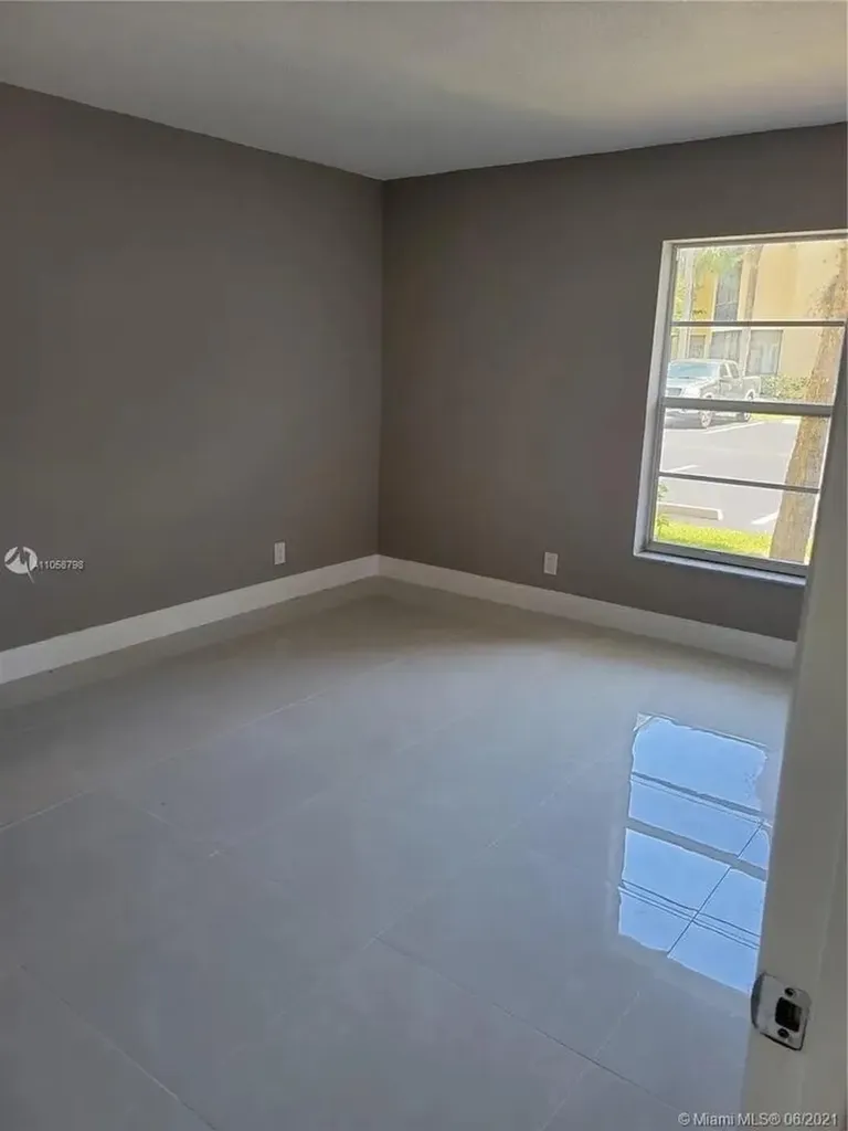 470 NW 20th Street Boca Raton FL 33431