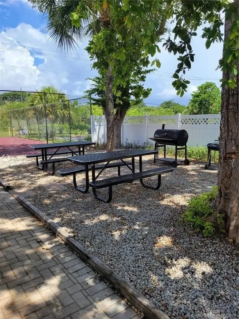 470 NW 20th Street Boca Raton FL 33431