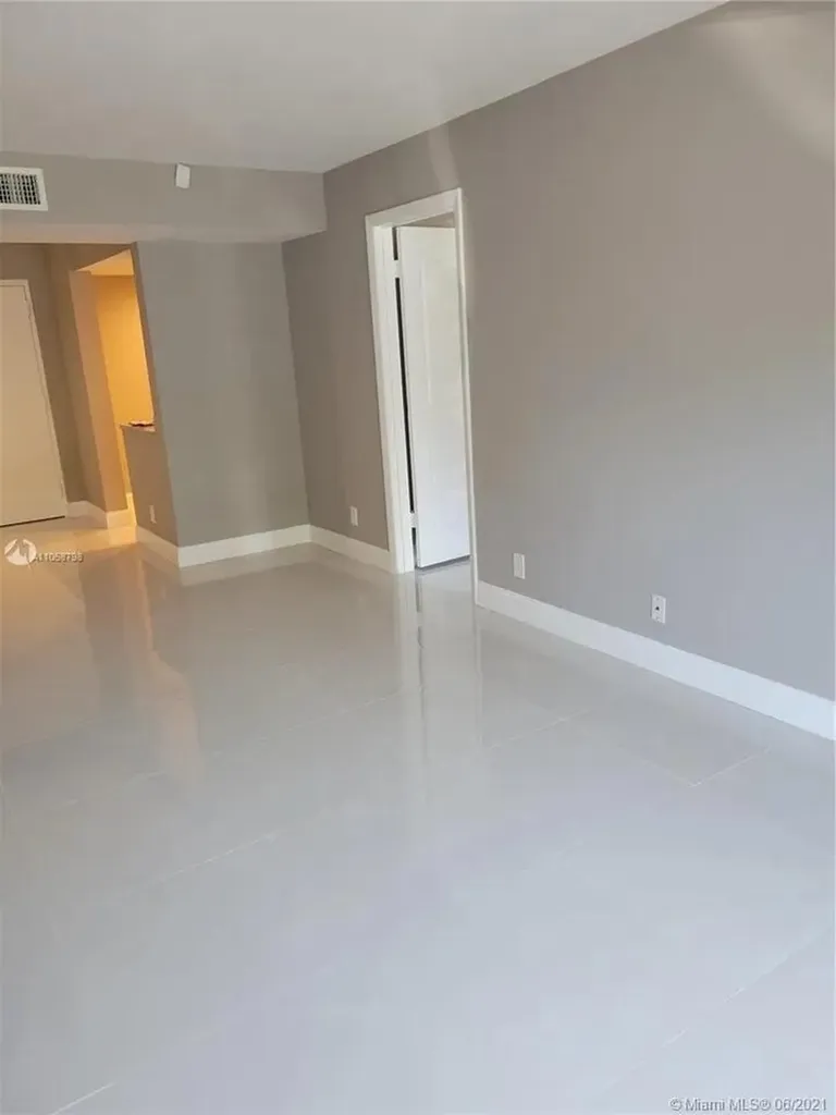 470 NW 20th Street Boca Raton FL 33431
