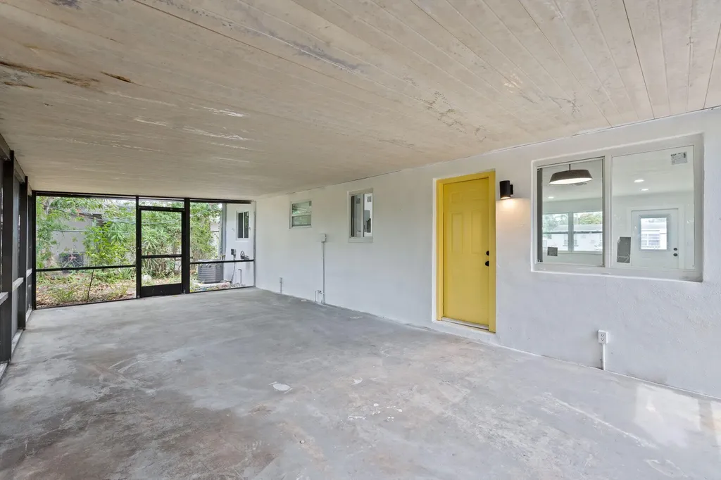 2029 Ardmore Road West Palm Beach FL 33409