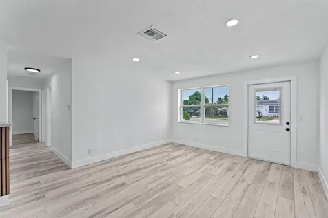 2029 Ardmore Road West Palm Beach FL 33409