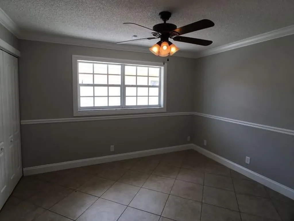 5791 S Rue Road West Palm Beach FL 33415