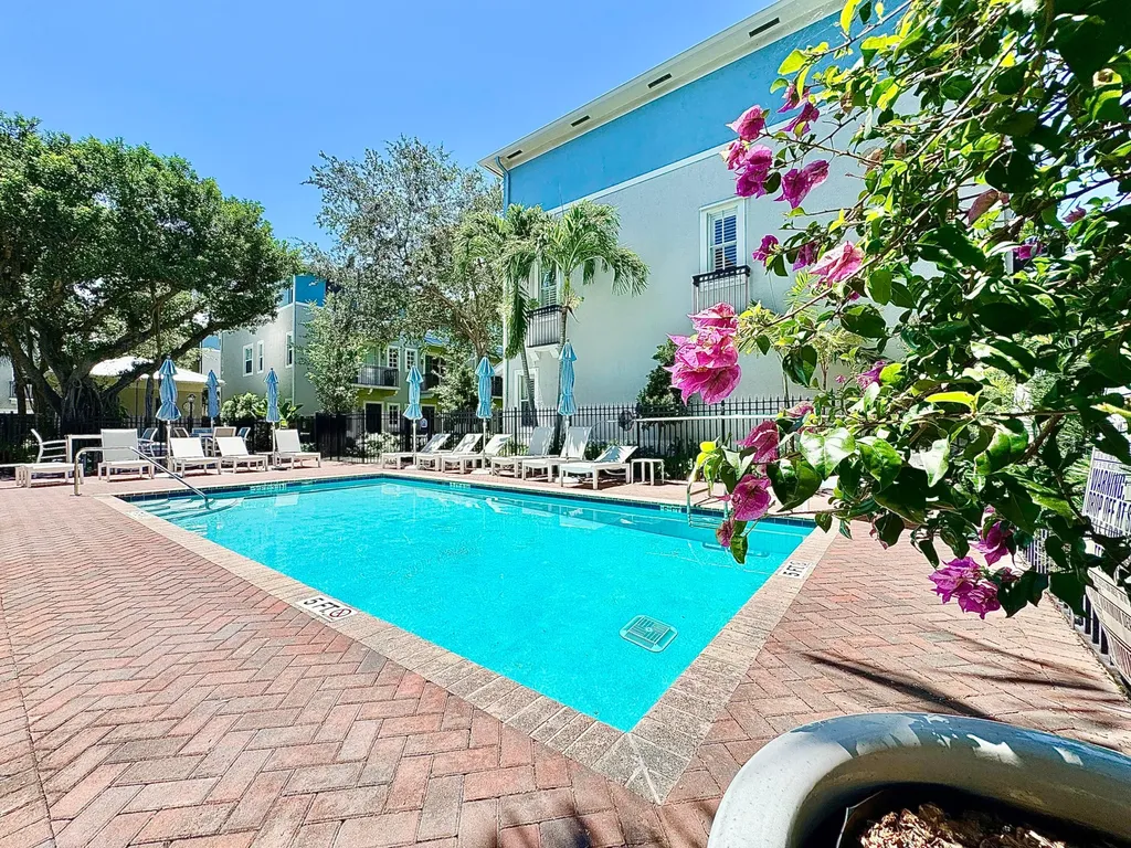 326 NW 1st Street Delray Beach FL 33444