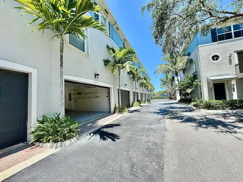 326 NW 1st Street Delray Beach FL 33444