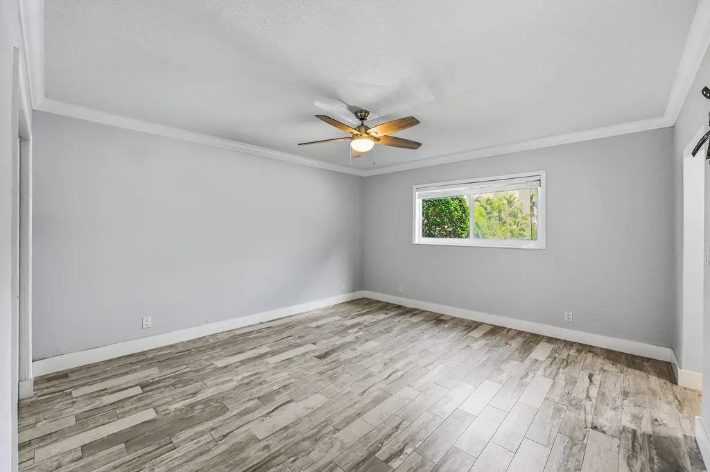 2110 NE 42nd Street Lighthouse Point FL 33064