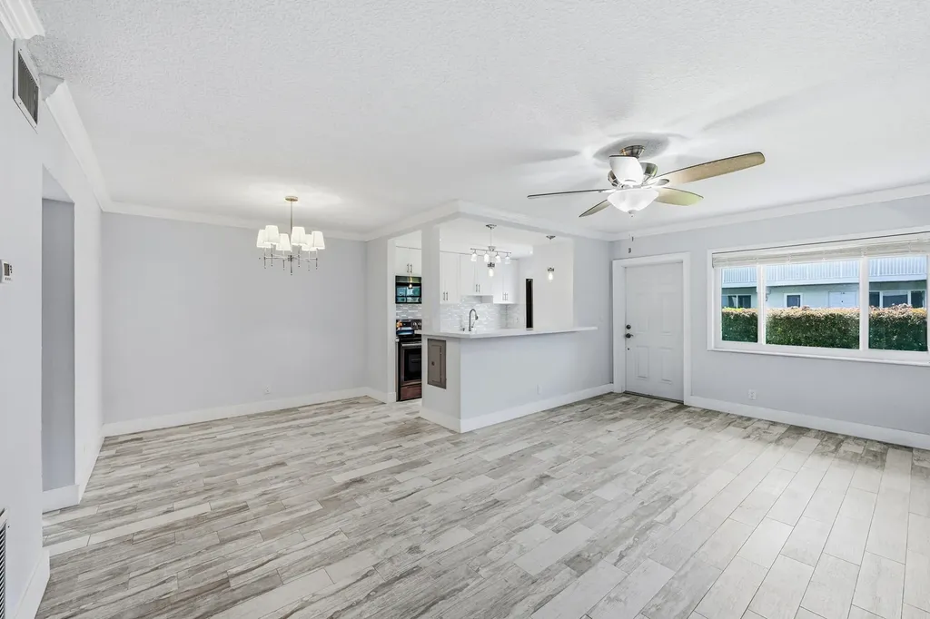2110 NE 42nd Street Lighthouse Point FL 33064
