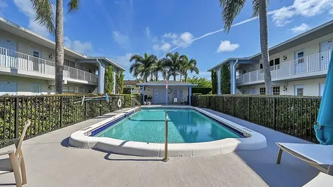 2110 NE 42nd Street Lighthouse Point FL 33064