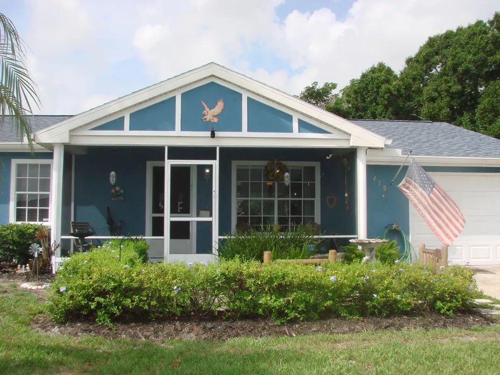 410 SW Eastport Circle Port St Lucie FL 34953