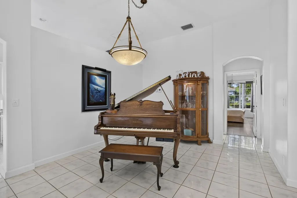 8387 Quail Meadow Way West Palm Beach FL 33412