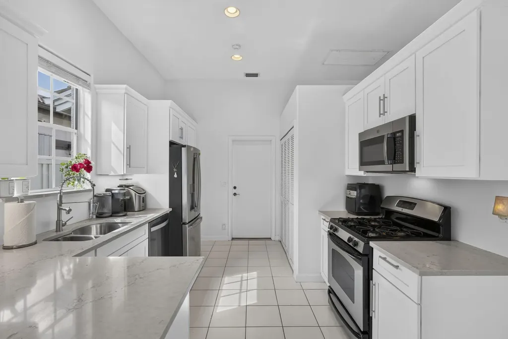 8387 Quail Meadow Way West Palm Beach FL 33412