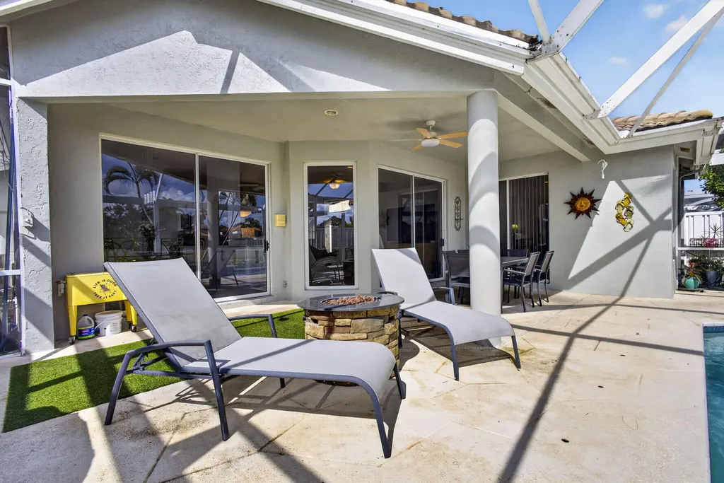 8387 Quail Meadow Way West Palm Beach FL 33412