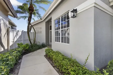 8387 Quail Meadow Way West Palm Beach FL 33412