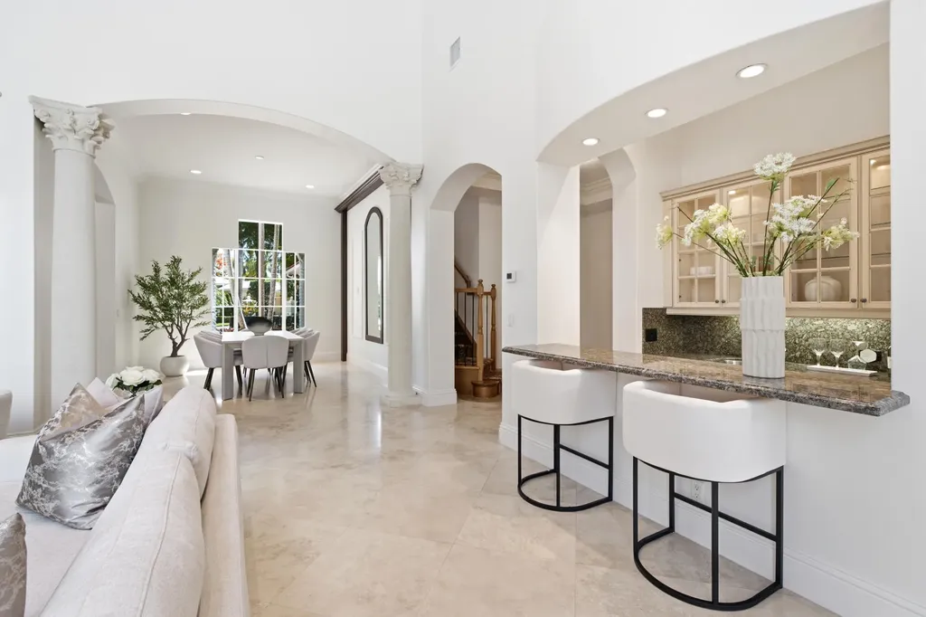 17165 Ave Le Rivage Boca Raton FL 33496