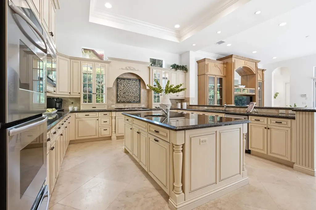 17165 Ave Le Rivage Boca Raton FL 33496