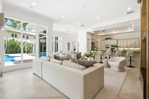 17165 Ave Le Rivage Boca Raton FL 33496