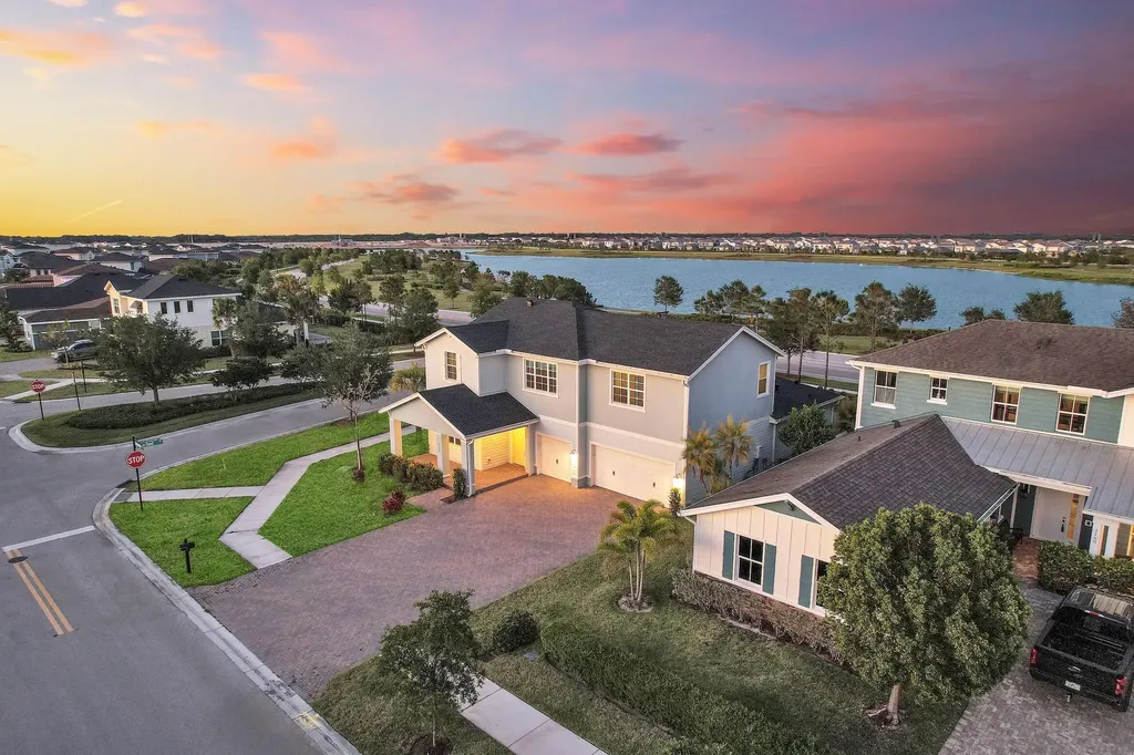 1168 Sterling Pine Place Loxahatchee FL 33470