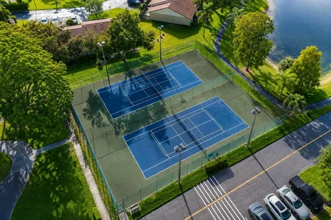 627 Sea Pine Way Greenacres FL 33415