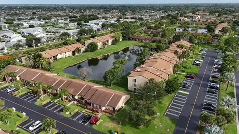 627 Sea Pine Way Greenacres FL 33415