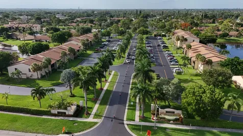 627 Sea Pine Way Greenacres FL 33415