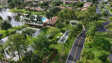 627 Sea Pine Way Greenacres FL 33415
