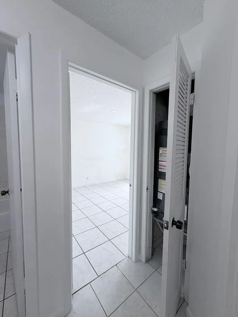 5899 Mango Road West Palm Beach FL 33413