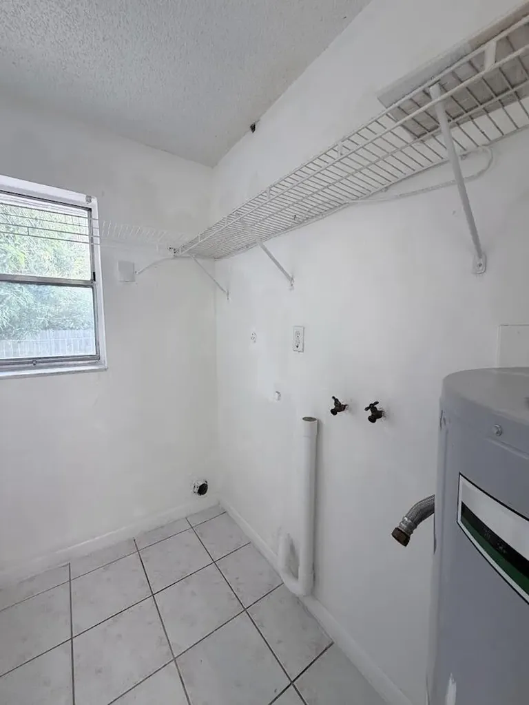 5899 Mango Road West Palm Beach FL 33413