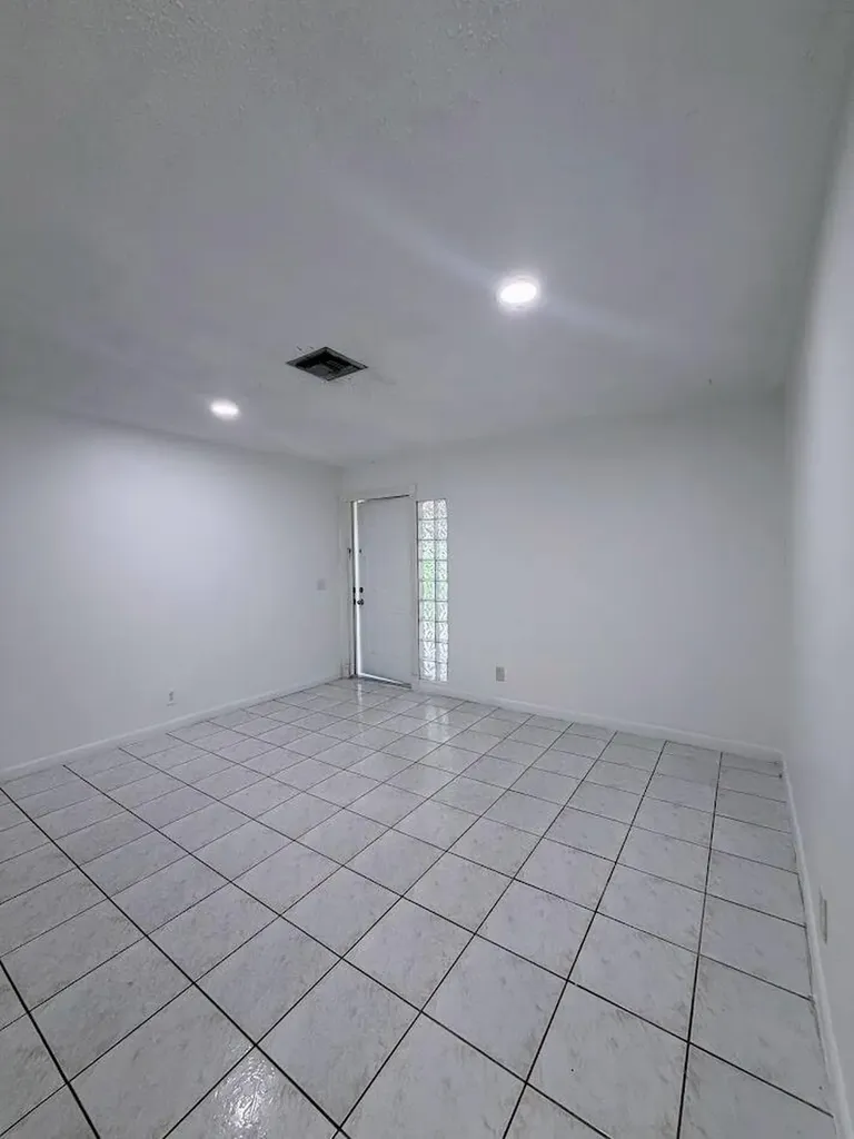 5899 Mango Road West Palm Beach FL 33413