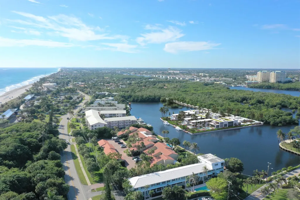 6522 N Ocean Boulevard Ocean Ridge FL 33435