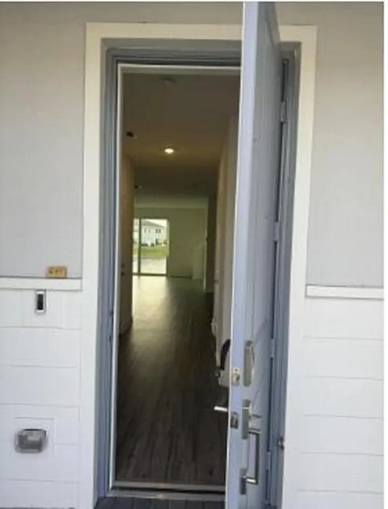 671 SE Lake Falls Street Port St Lucie FL 34984