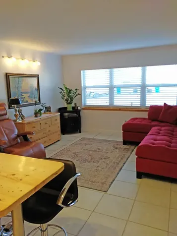 205 NE 3rd Street Boynton Beach FL 33435